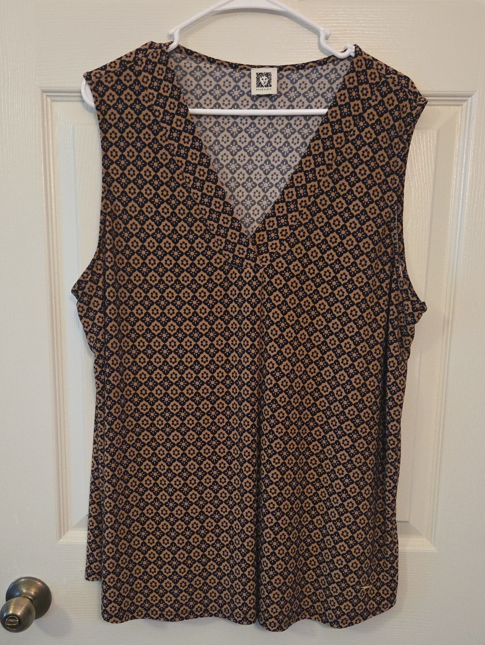 Anne Klein Brown Black  Geometric V-Neck Sleeveless Top Shirt